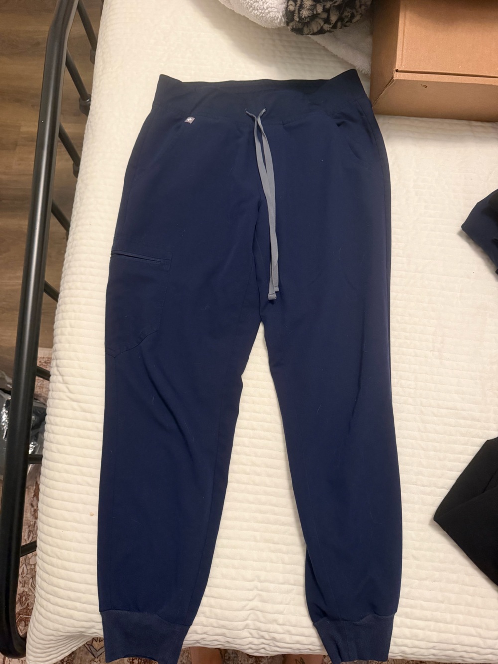 Figs Women’s Navy Jogger Pants with Gray Drawstring